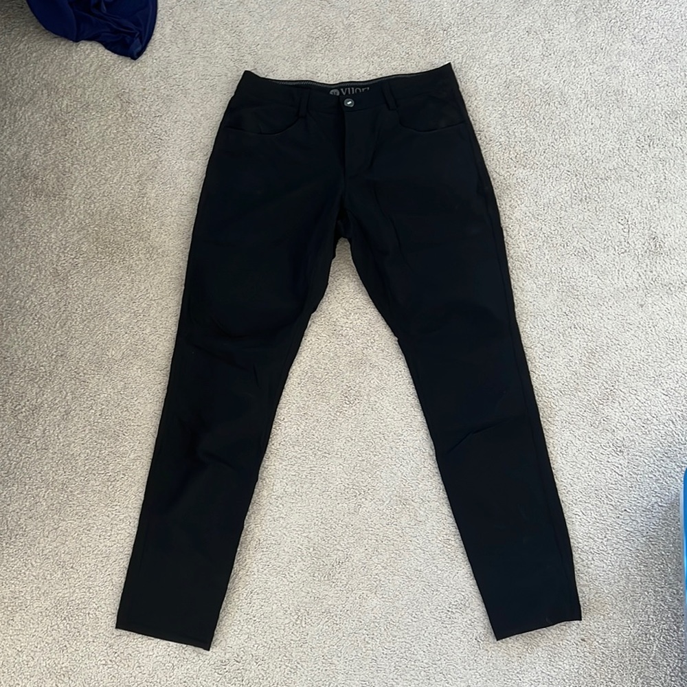 Vuori black stretch pants 33w